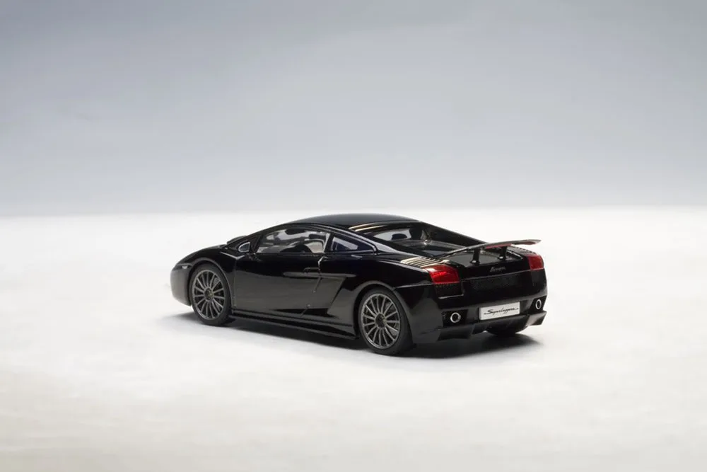 LAMBORGHINI GALLARDO SUPERLEGGERA METALLIC BLACK |