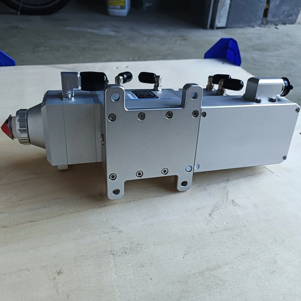 Yunyi Au3tech A230E 3KW электрическая режущая головка для волоконного лазера и контроллер