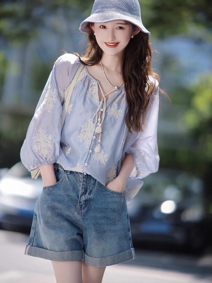 

2023 осень/зима модная новинка Женская одежда Топ с вышивкой 0905