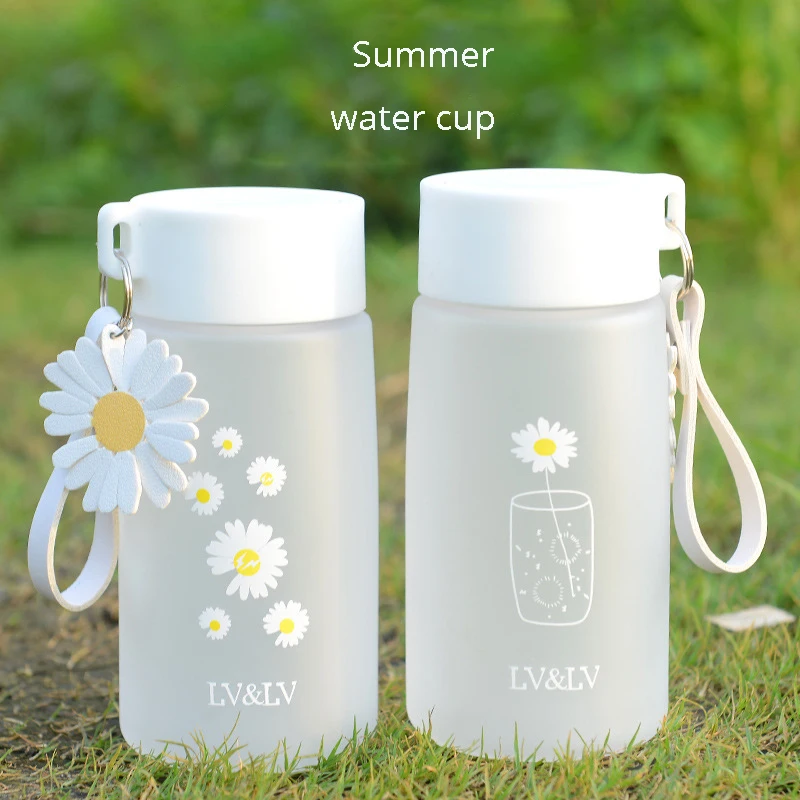 

500ml Water Bottle Cute Daisy BPA Free Water Bottle with Rope Portable Drinkware Plastic Creative Frosted Travel Tea Cup