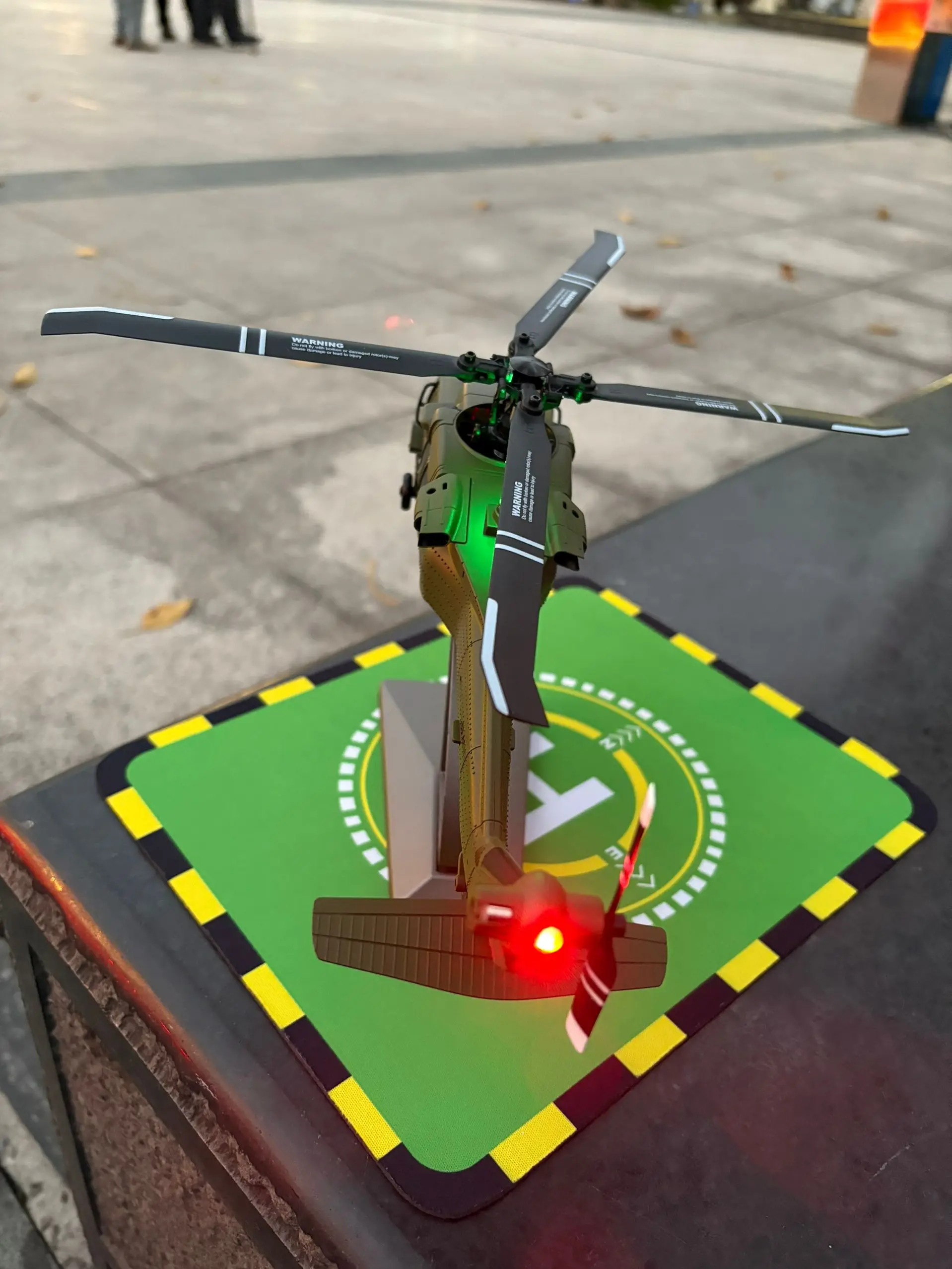 Радиоуправляемый вертолет Ssccgym K170 зеленый