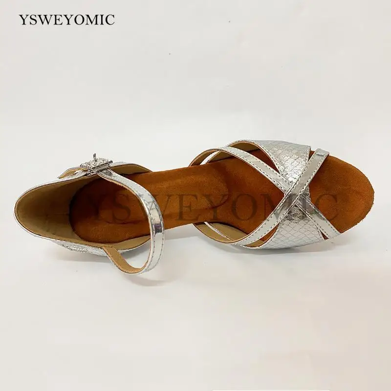 Indoor Dance Shoes 2022 Autumn New Style Zapatos de baile latino Silver PU Leather Soft Practice Dance Shoes Latin For Girls and