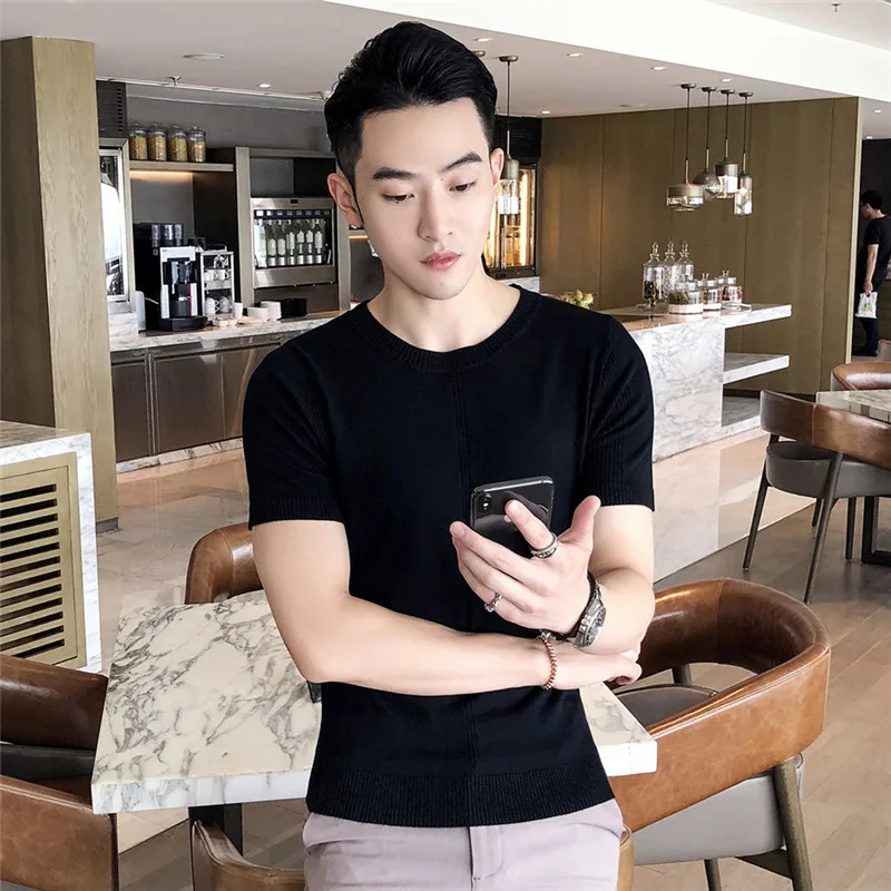 

7817--Summer new short-sleeved men's loose short-sleeved T-shirt Korean version of the trend of men's simple and versatile compa