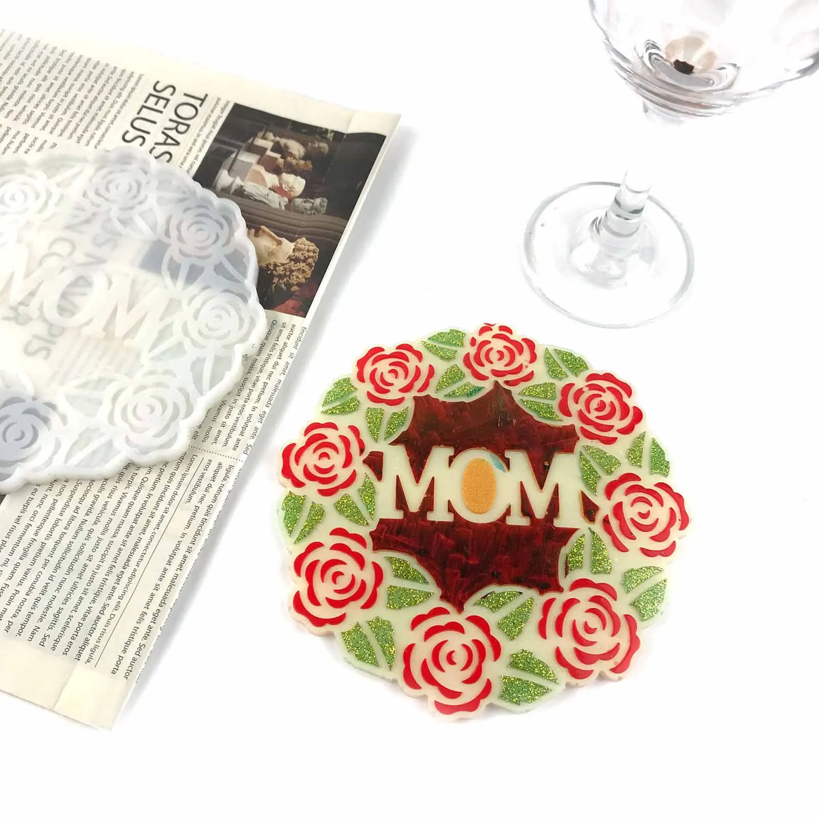 

Mother's Day Crystal Epoxy Mould MOM Mother Garland Ornament Coaster Mould Garland Coaster Silicone Mold