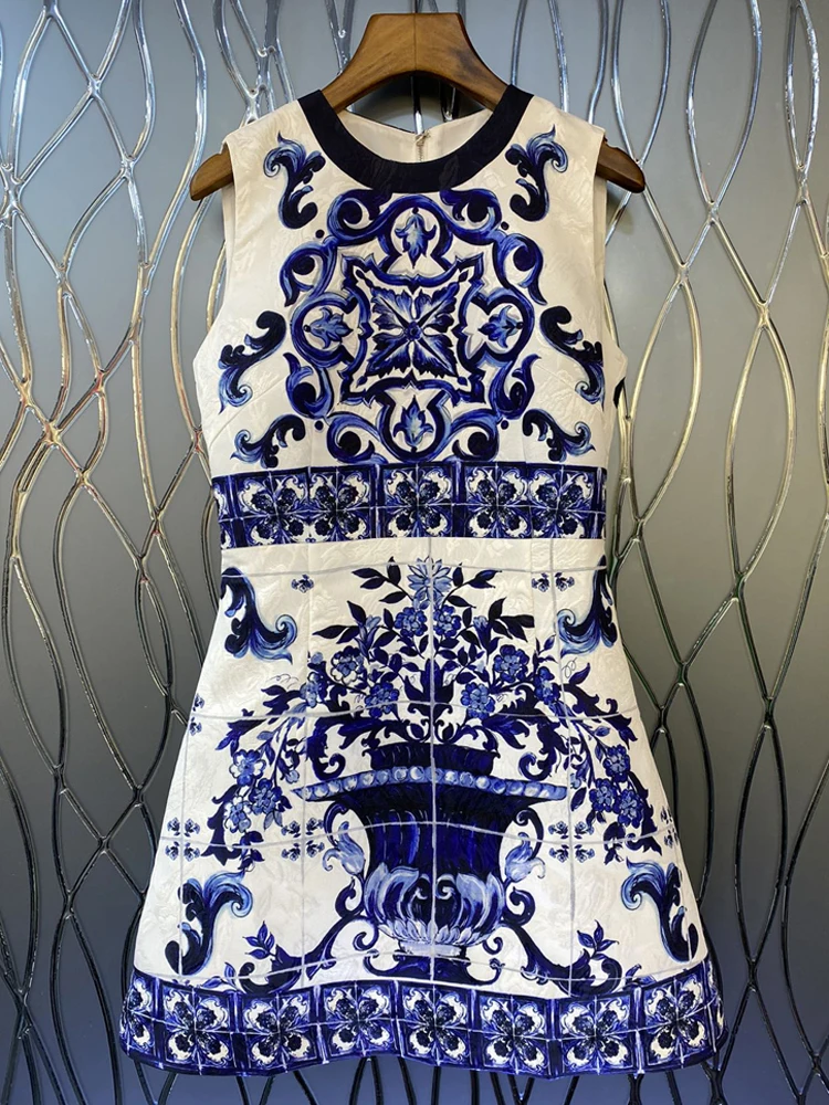 

Red RoosaRosee Blue White Porcelain Print O-neck Collar Sleeveless Jacquard Dress 2022 Summer Wemen Designer Vestidos Robe Femme