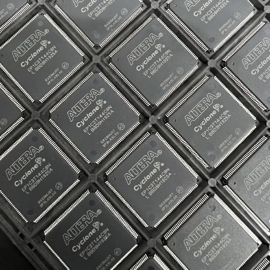 

10 шт. ~ 50 шт. оригинальный EP1C3T144C8N TQFP-144