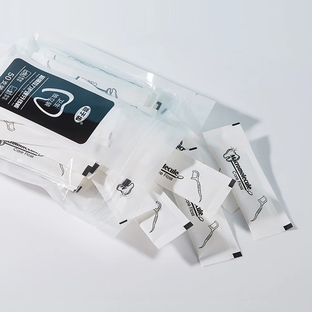 Портативные 50 шт. одноразовых зубных нитей для чистки зубов, зубочисток межзубной щетки, индивидуально упакованные.