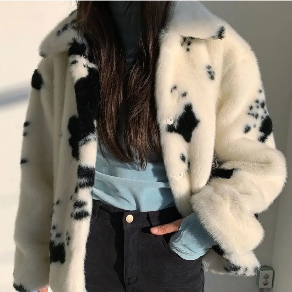 New Winter Women's Faux Fur Coat Oversized Warm Coats Parkas Thickened Long Faux Fur Jacket Loose Fashion Faux Mink Fur Coat