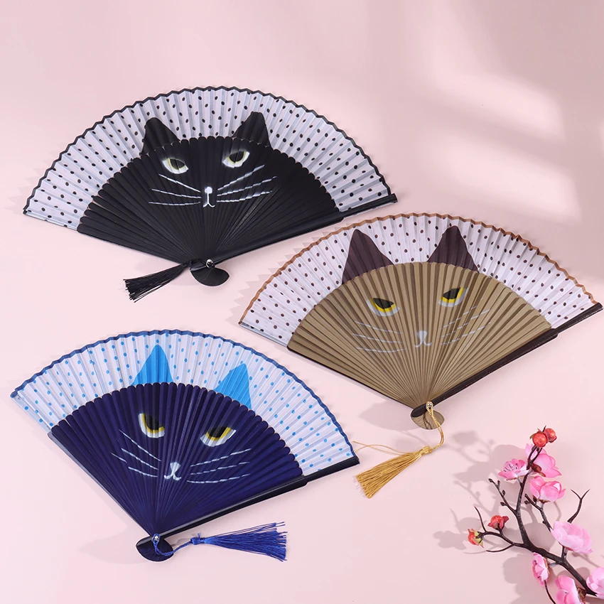 1PC Cartoon Silk Fashionable Japan Style Hand Fans Popular Lovely Cat Fan Handheld Folding Women Fans Home Decoration