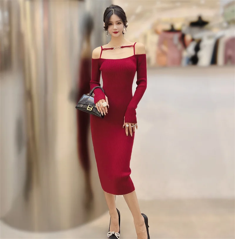 

Европейское сексуальное трикотажное платье с открытой спиной, женское осеннее Новое приталенное платье средней длины, Роскошные вечерние ...