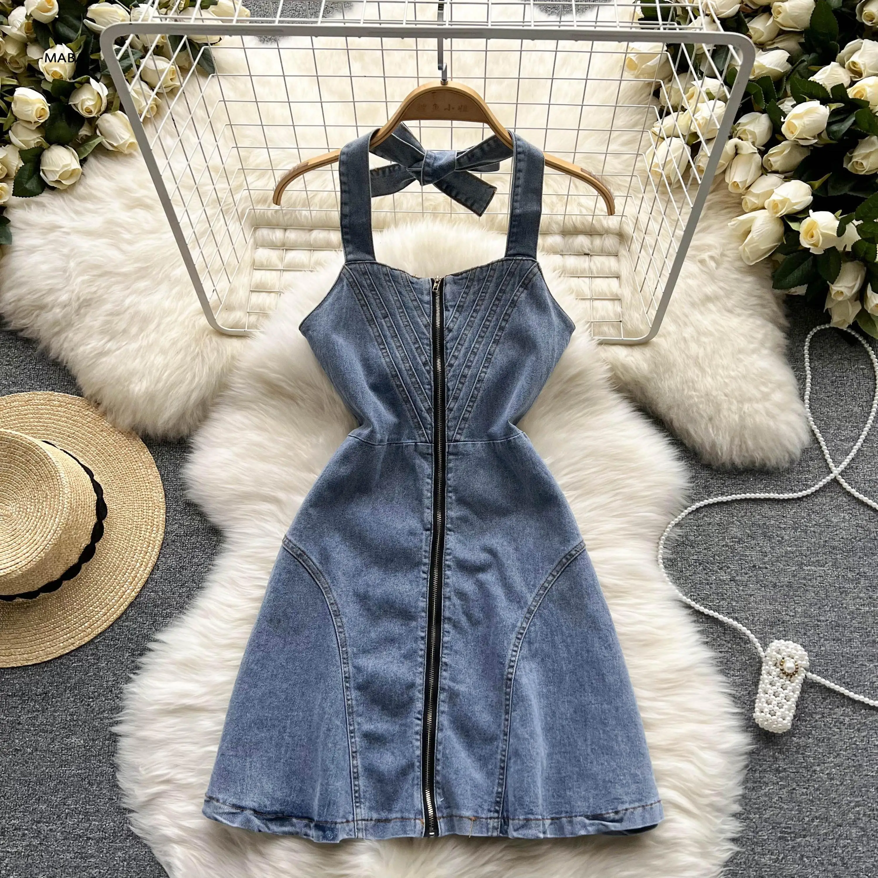 

Fashion Designer Denim Dress Women Summer New Sleeveless Slim Sexy Backless Zipper Mini A-line Spaghetti Strap Dress 2022 Robes