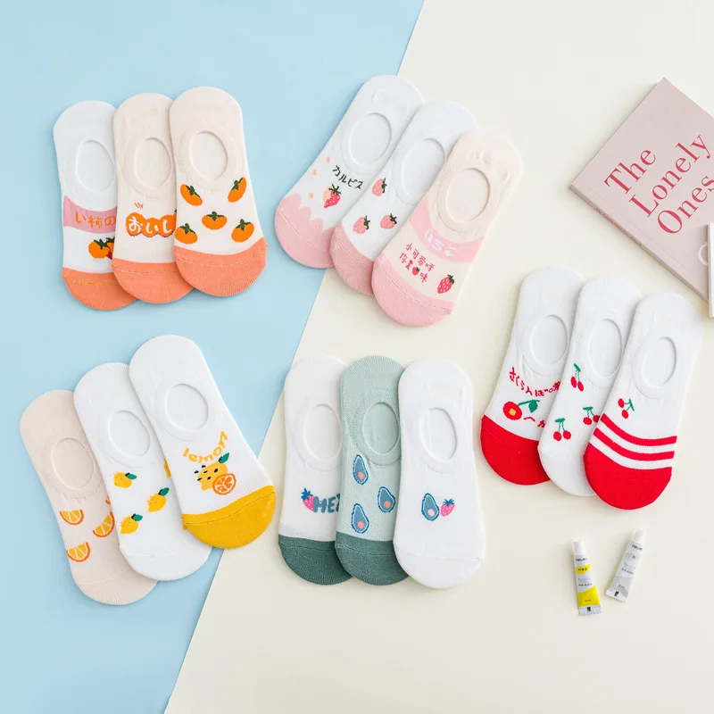 

5Pairs Cute Printed Women's Cotton Ankle Socks Summer Comfortable Breathable Invisible Non-Slip Boat Socks Flowers Big Dot Fruit