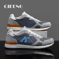 2022 Popular Casual Sneakers Mens Black Mesh Footwear Summer Air Mesh Sneakers Fashion Outdoor Youth Mens Gym Shoes Breathable
