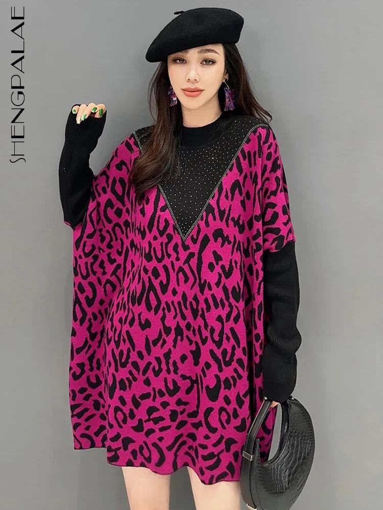 

SHENGPALAE Leopard Print Knit Pullover For Women Winter Diamonds Spliced Contrast Color Loose Sweater Tops 2023 New Tide 5R8125