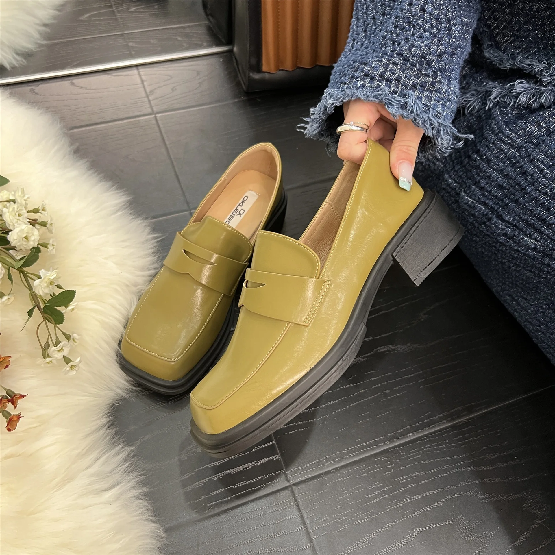 

Туфли дерби женские, меховые лоферы, платформа, квадратный носок, повседневные кроссовки, кожа, в британском стиле, осень