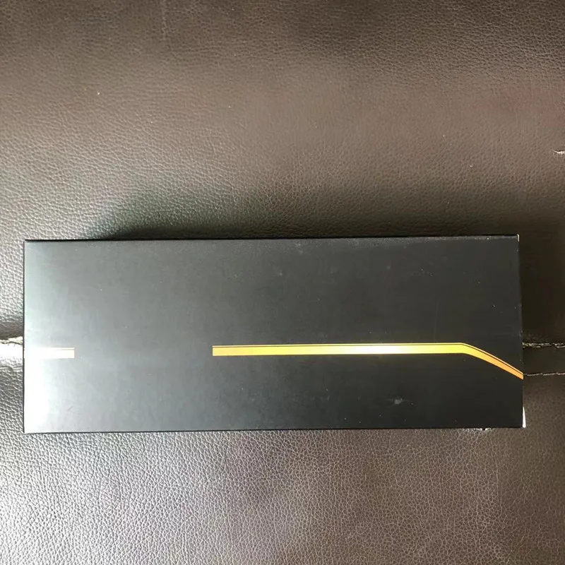 1 шт. увлажняющий крем для губ с гиалуроновой кислотой |