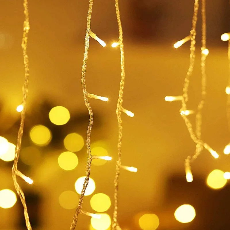 Светодиодная гирлянда в виде рождественского украшения