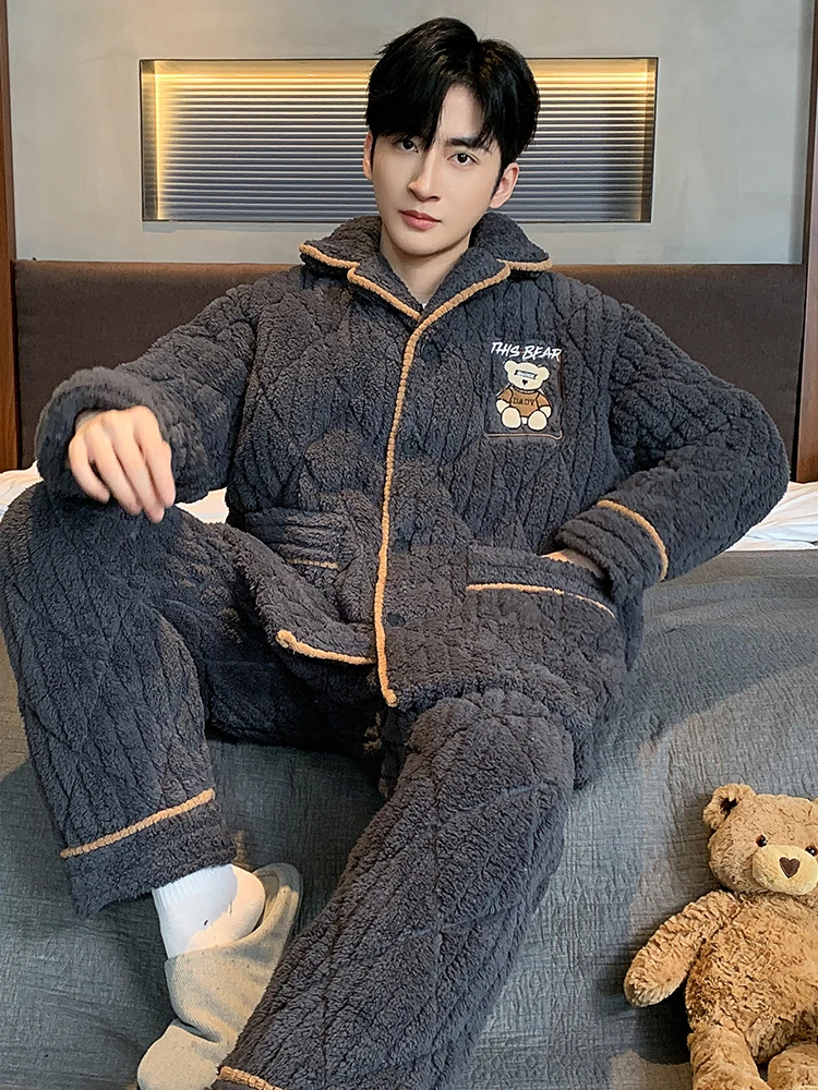 Пижамы мужские зимние новые утолщенные трехслойные стеганые теплые коралловые