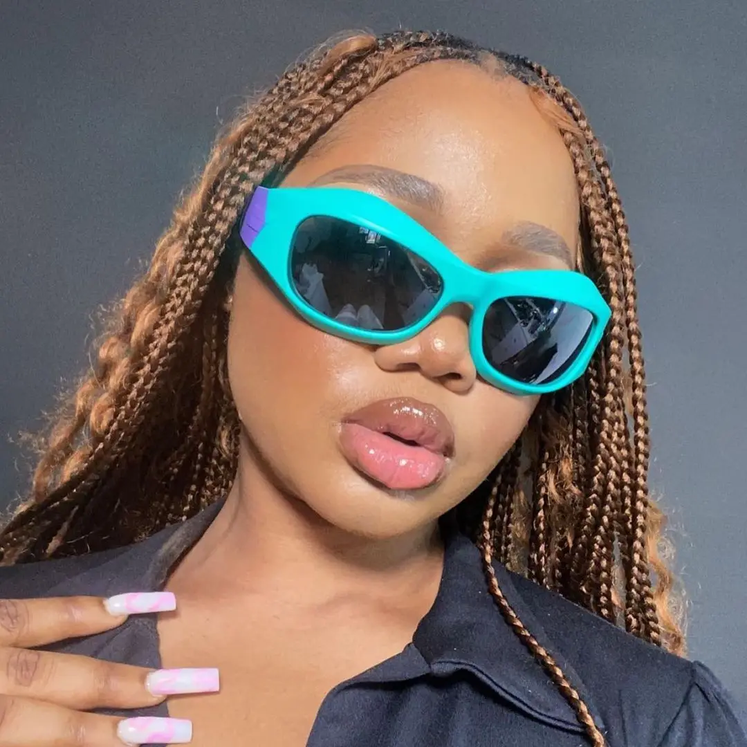 

2023 new millennium future sense Y2K sunglasses punk hip-hop spice men and women sunglasses sun glasses