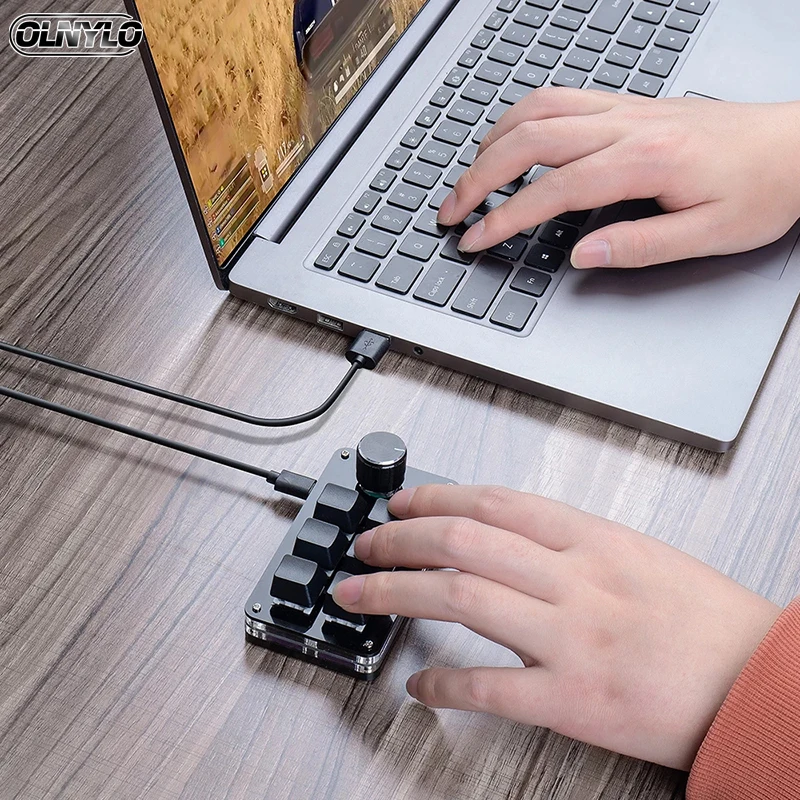 

Клавиатура проводная с RGB-подсветкой, 3 клавиши