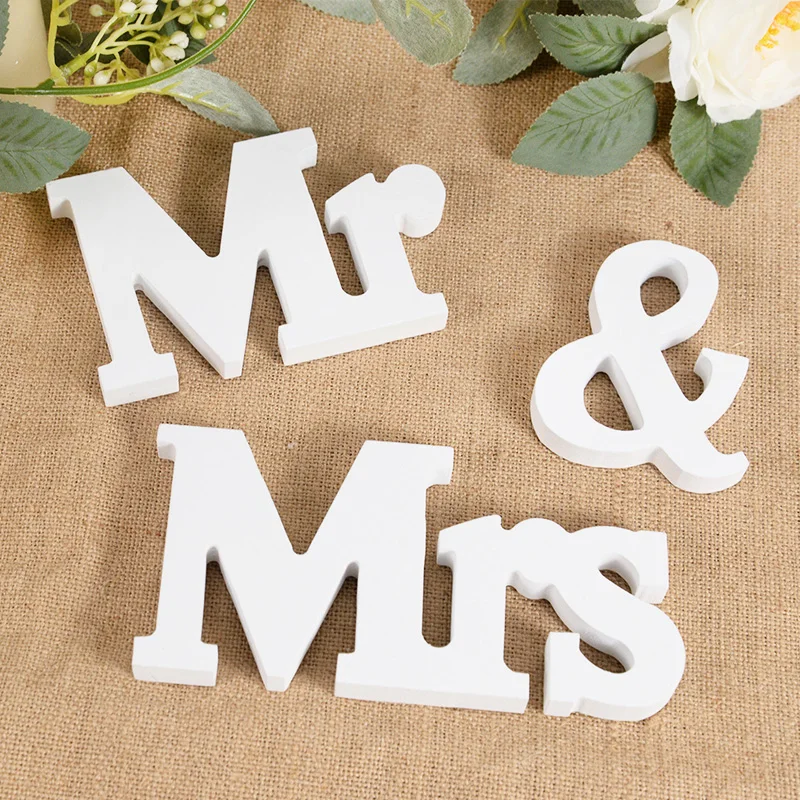 

3Pcs Wooden White Letter Mr and Mrs Wedding Decorations Table Centerpiece Mariage Party Decorations for Table