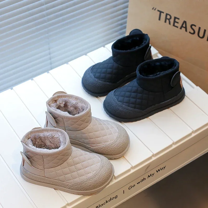 Зимние зимние сапоги для детей трендовые модные плюшевые ботинки в клетку 2024