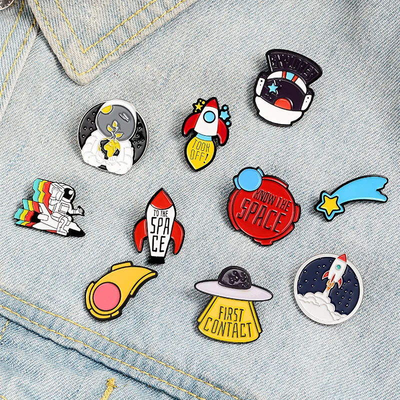 

Cartoon Astronaut Brooches Cute Astronaut Space Rocket Metal Enamel Pins Creative Kids Backpack Clothes Badges Accessories Gift