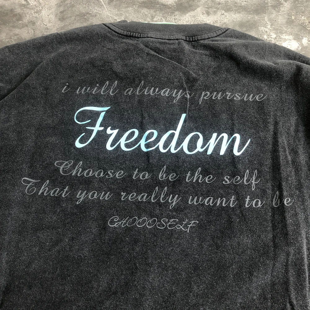 Винтажная хлопковая футболка с коротким рукавом и принтом лягушки