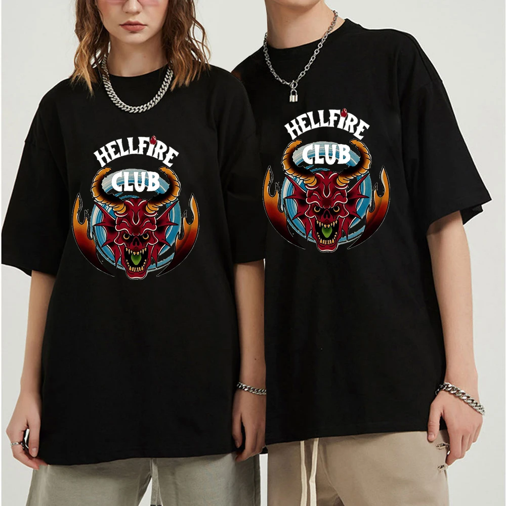 

Футболка с принтом в стиле «очень странные дела»