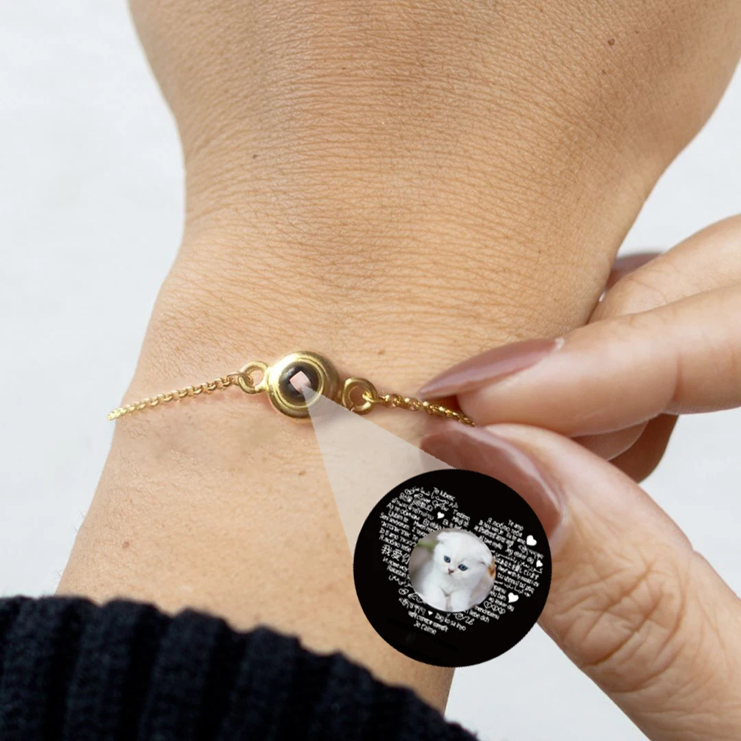 Personalized Custom Photo Projection Bracelet Simple Circle Pendant Titanium Steel Bracelet for Women Jewelry Couple Gifts