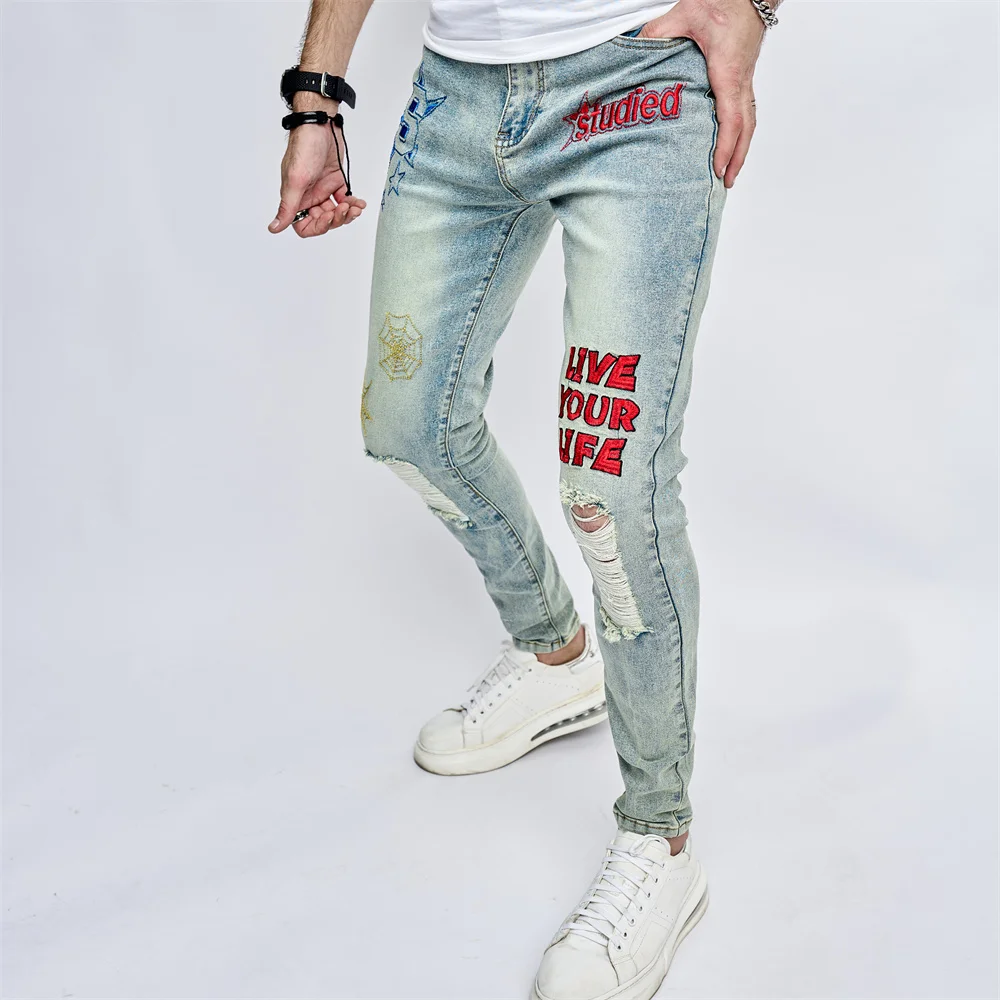 Джинсы-Карандаш мужские рваные с вышивкой в винтажном стиле