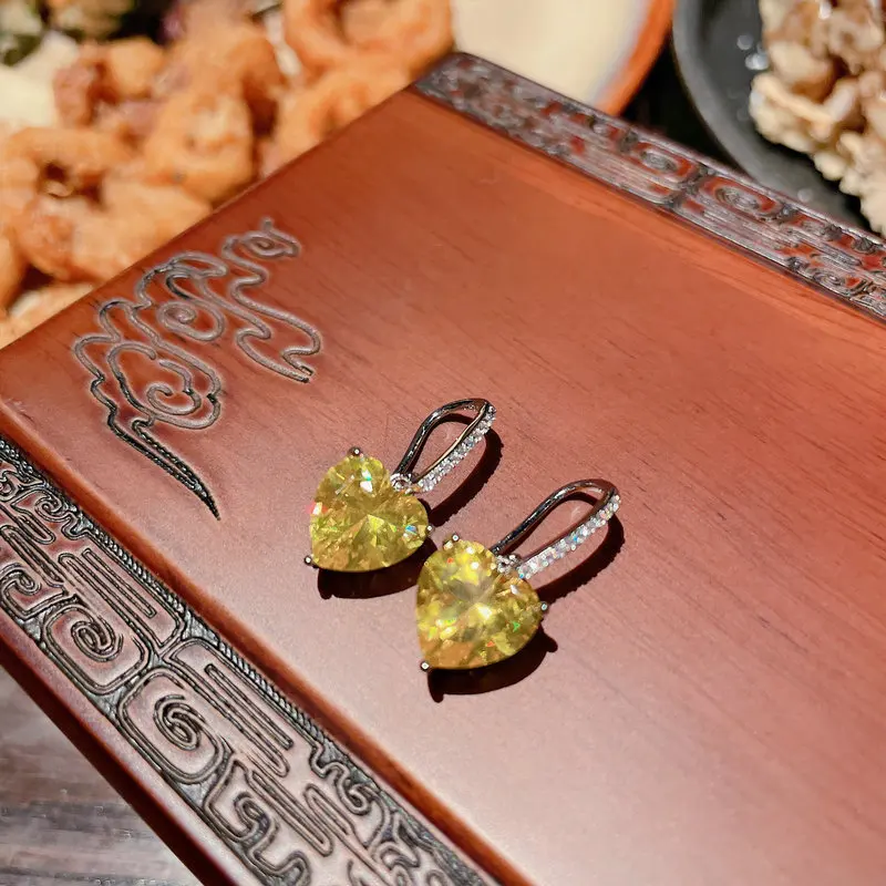 

Korean Fashion Heart Zircon Stone Hook Earring Ladies Silver Color Wedding Drop Earrings Party Jewelry Gift