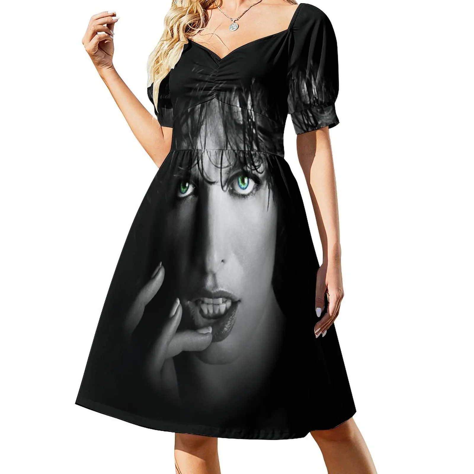 Платье с короткими рукавами Mrs. Jovovich 4 элегантное платье чувственное сексуальное