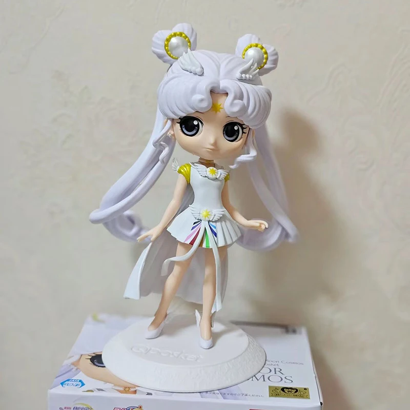 

Original Sailor Moon Tsukino Usagi Cosmos Q Posket Action Figure Toys Bandai Banpresto Princess PVC Collectible Model Kids Gift