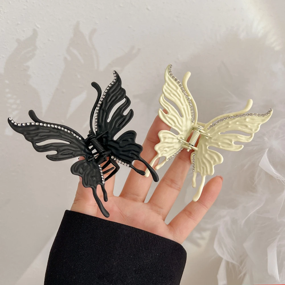 

Fashion Exquisite Rhinestone Butterfly Hair Claw Clips for Women Metal Hair Crab Barrette Headwear Women Hair Clip Ponytail Clip