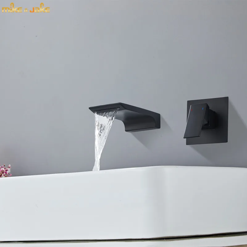 Черный настенный смеситель с водопадом, со встроенной горячей и холодной водой, черный смеситель для раковины в ванной комнате.