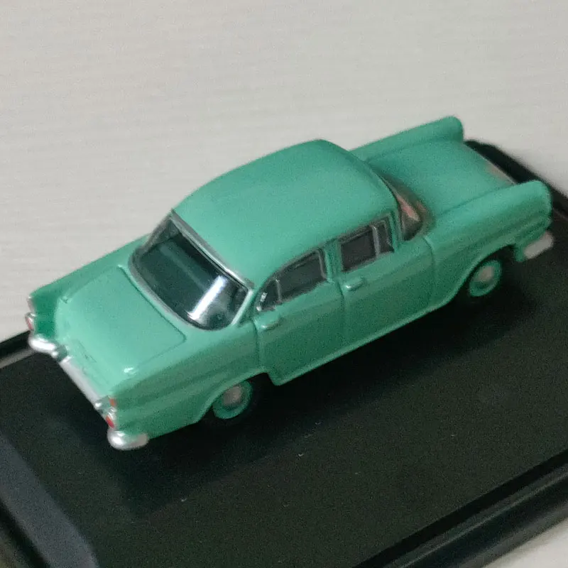 Fb sedan
