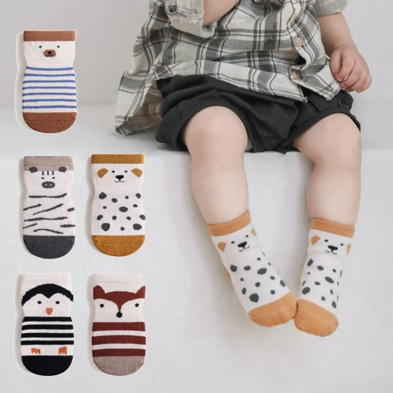 Cute Cartoon Anti Slip Crew Socks With Grips Sole For Kids
