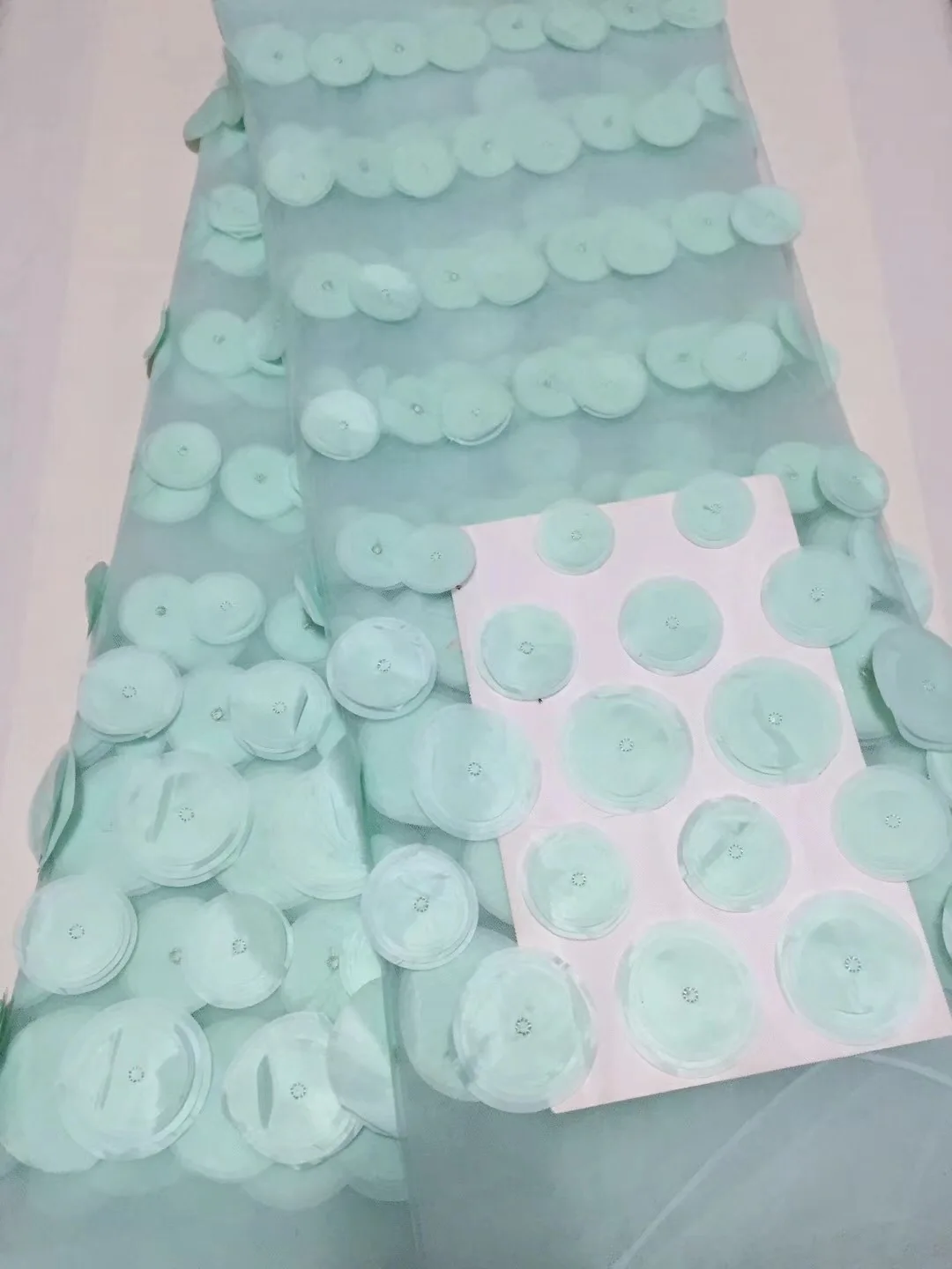 

Latest Light Blue Tulle Lace Fabric High Quality Europe and America Fashion Fabric with Beads 3d Embroidery French Lace Fabrics