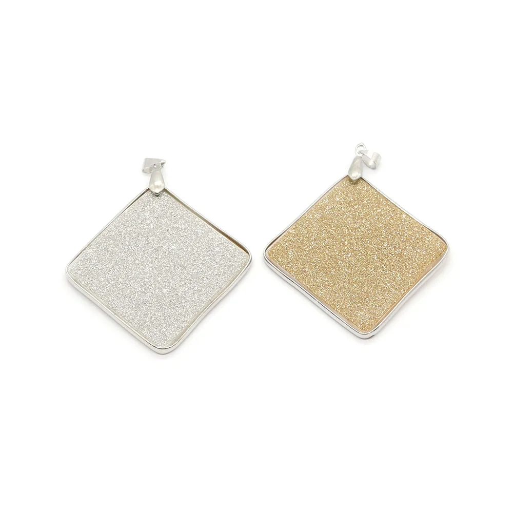 

1pcs Natural Freshwater Shell Frosted Diagonal Square Pendant Fashion Ladies DIY Necklace Earrings Jewelry Accessories 53x53mm