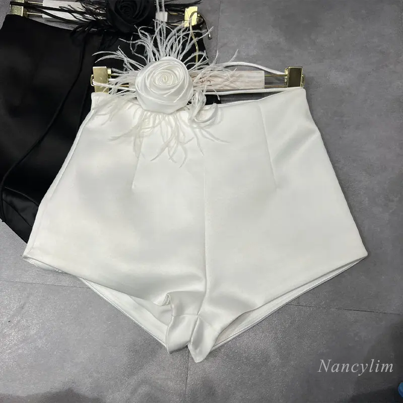 

2023 Summer Shorts Women New Fashion Chic All-Match Feather Flower Belt Waist Shorts Slimming White Black