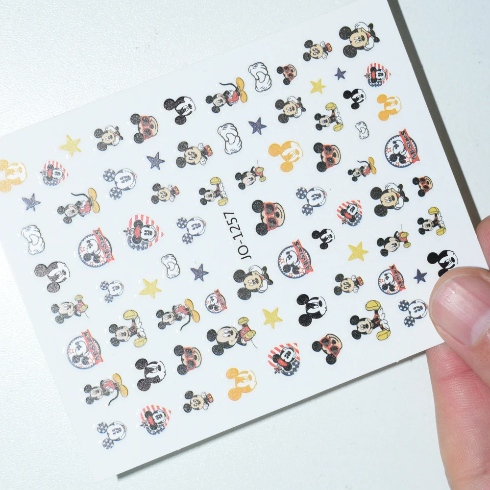 

1 шт. 3D наклейки для дизайна ногтей из серии Disney золотисто-желтые разнообразные самоклеящиеся Слайдеры для ногтей с Микки Маусом Декоративн...