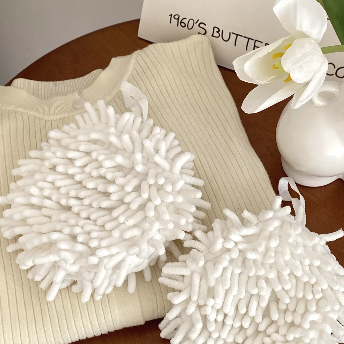 

Ins Nordic Wind Snow Neil Wiping Handball Absorbent Soft Hanging Soft Wool Ball Wiping Towel Kitchenware Linen Napkins