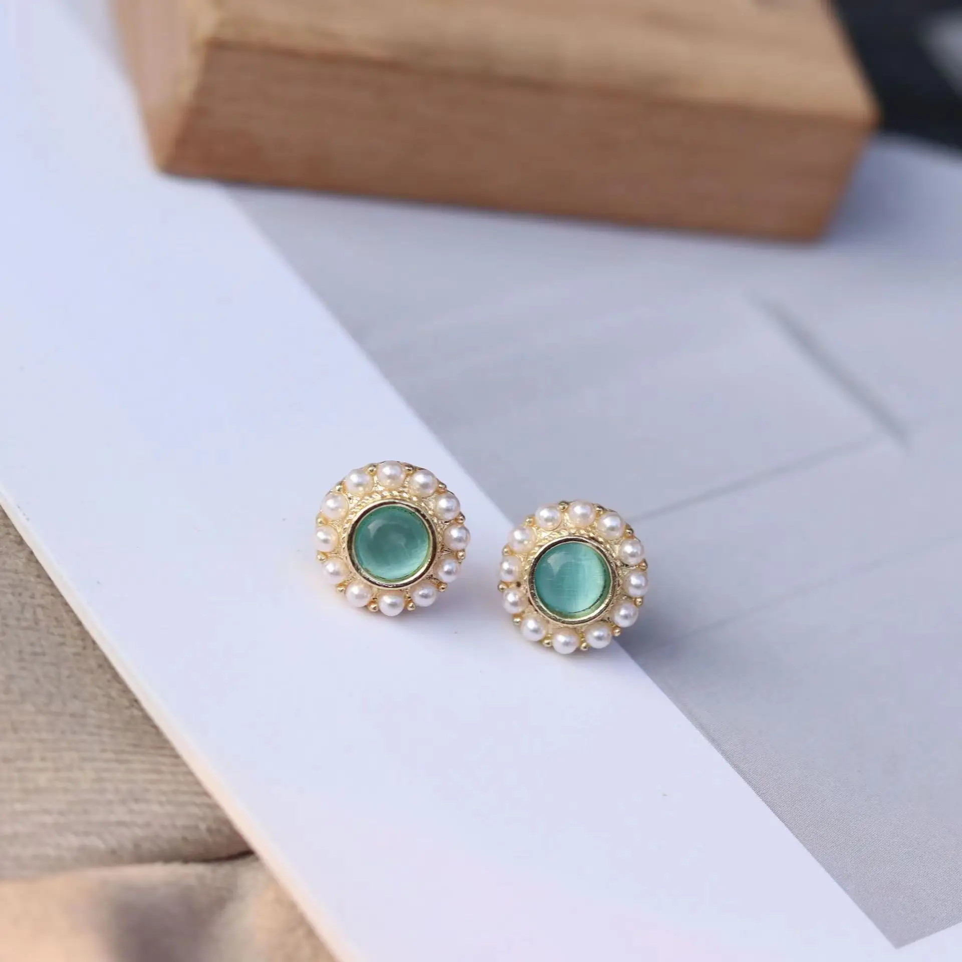 

Classic Peals Stud Earrings Women Fashion Jewelry Aretes De Mujer Moda Brincos Small Para As Mulheres Oorbellen Boucle D'Oreille