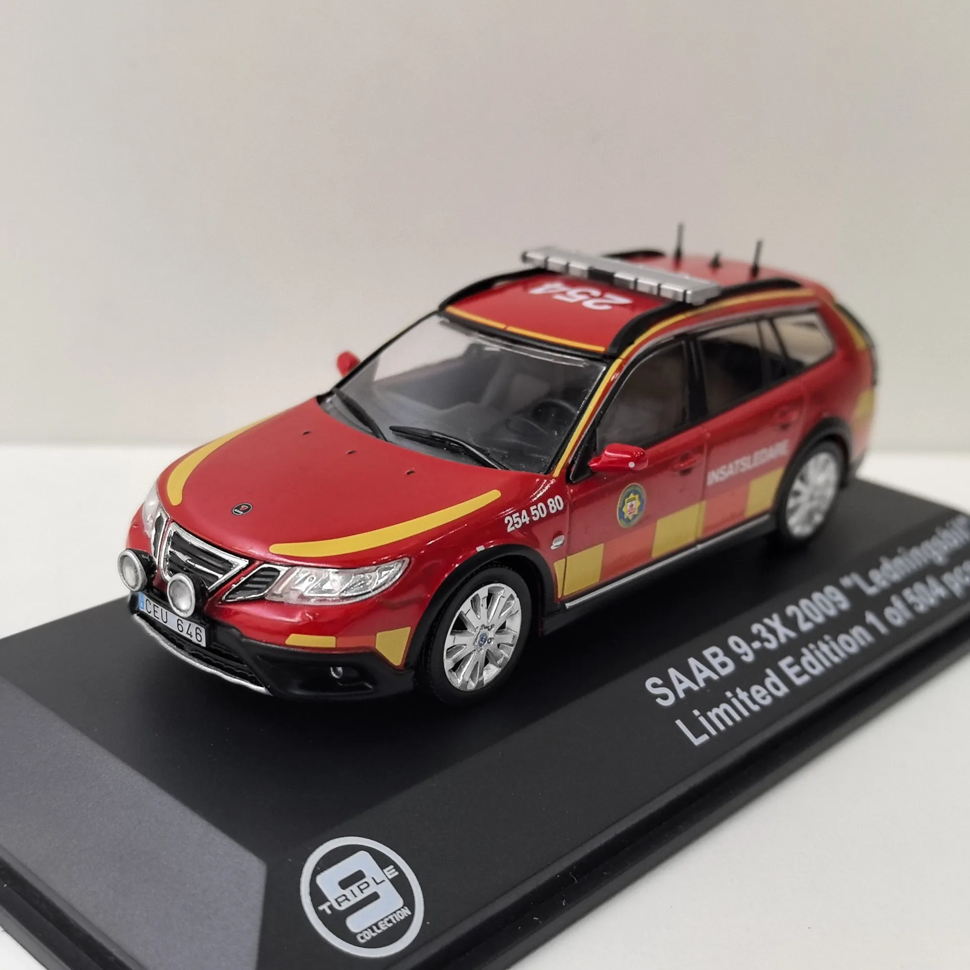Фото Литая под давлением модель автомобиля из сплава T9 IXO в масштабе 1/43 SAAB 9-3X 2009, Saab 3c №3