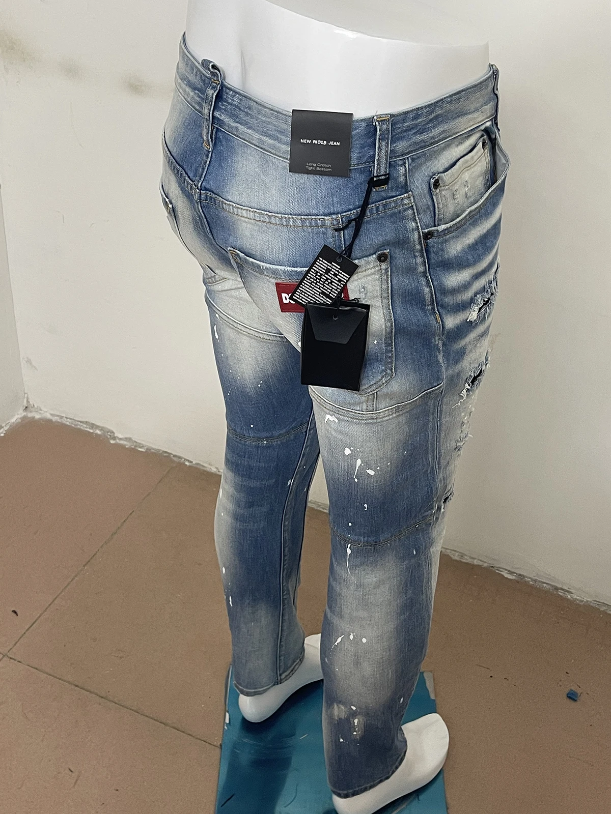 Spring and autumn 2023 new D2 Men's light blue jeans, fashion patch holes paint small feet D2 jeans