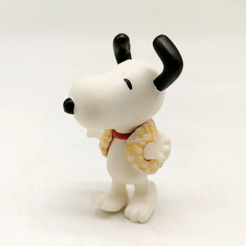 

Bandai Snoppys Dogs Lovely Doll Toy Table Ornament Cute Snoppy Children Gifts