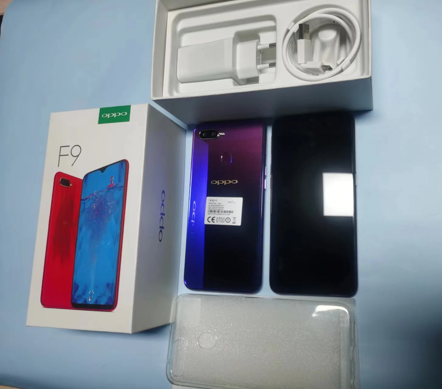 OPPO F9 (A7X) smartphones Full Netcom  MediaTek Helio P60 3500mAh 2340×1080 pixels 6.3-inch triple camera (rear dual)Hot Sale