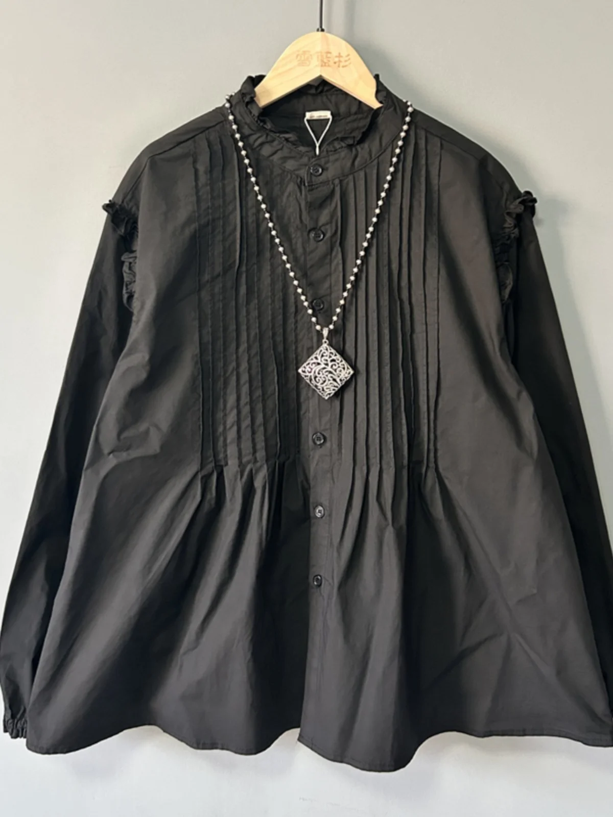 Хлопковые деревянные ушные органы плиссированные женские рубашки 2024 весенние