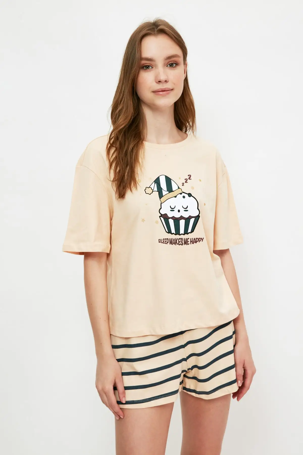 

Trendyol Cupcake Printed Knitted Pajamas Set THMSS21PT0983